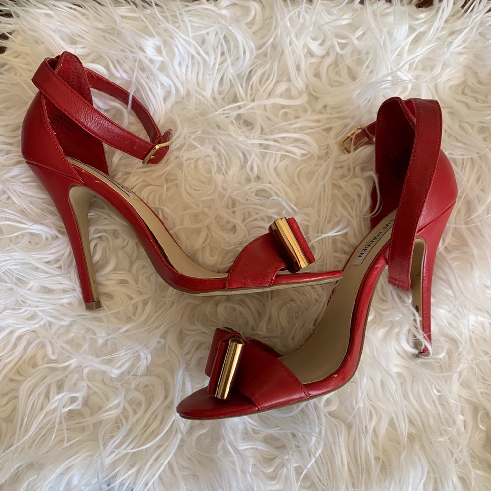 Steve Madden Red Bow Strappy Sandal